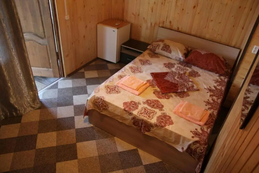 Guest House U Botsmana — комфортный отель в Пицунда