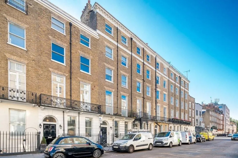 Upper Berkeley Street Flats — отель с удобным расположением в Лондоне