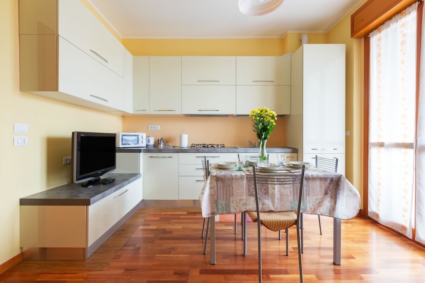 Savona District Terrace Flat — отель с удобствами в Милане