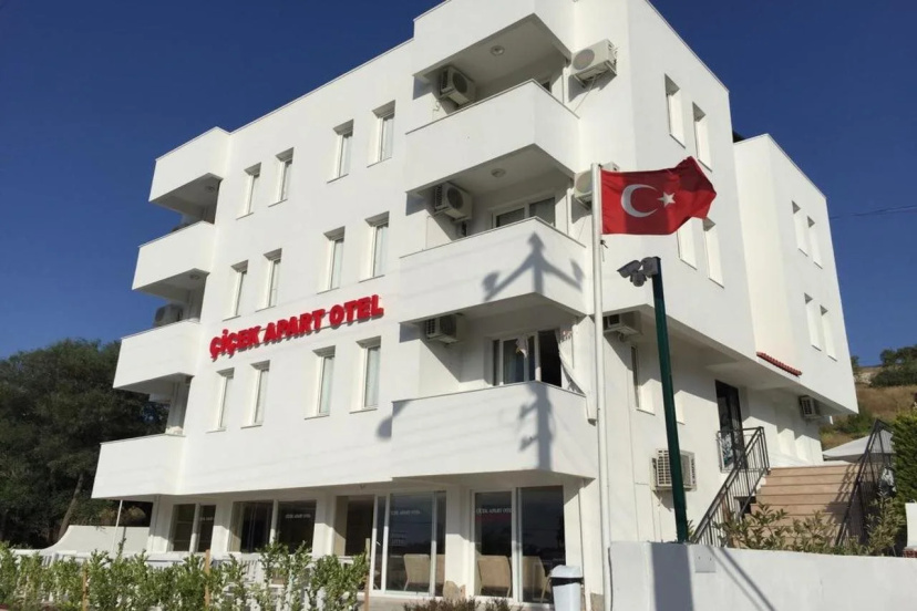 Cicek Apart Hotel — отель с удобствами в Чешме