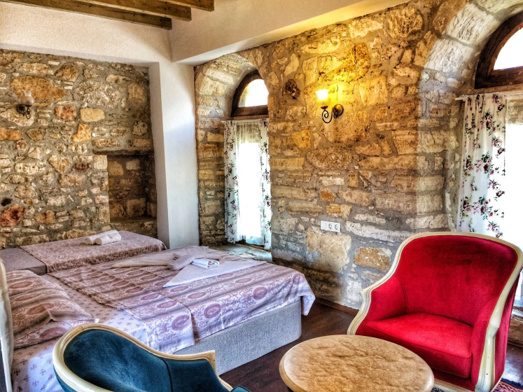 Parmis Boutique House — отель в удобной локации в Чешме