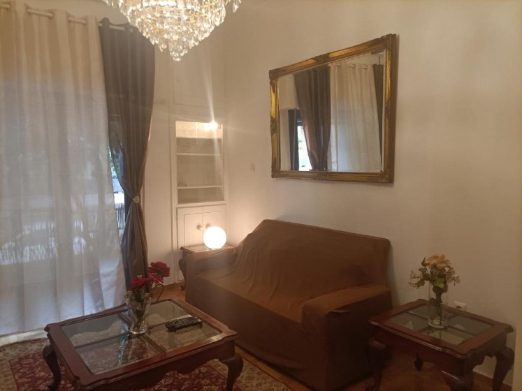 Elegant Apartment — отель с удобным расположением в Афины
