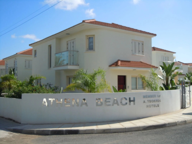 Athena Beach Villa — отель с удобствами в Протарас