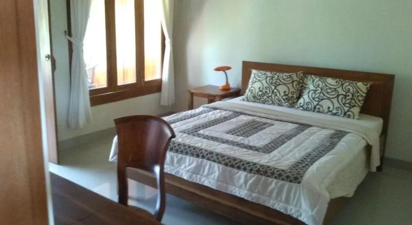 Indraprastha Ubud Home Stay — забронировать отель в Убуде