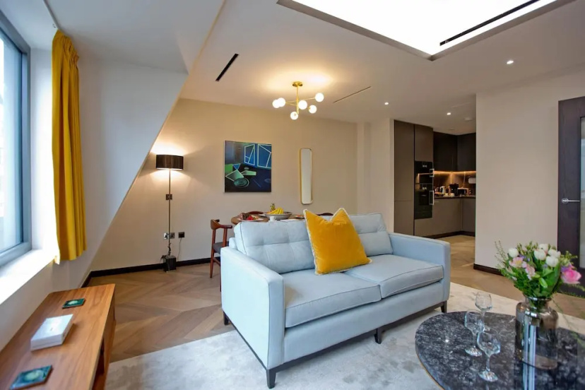 2-bed Executive Apt 518 — забронировать отель в Лондоне
