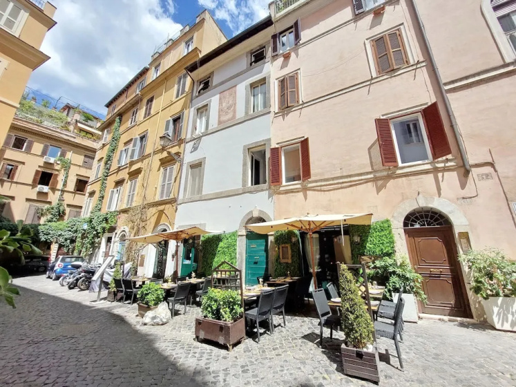 4bnb - Luxury Navona Apartment — отель с удобным расположением в Риме