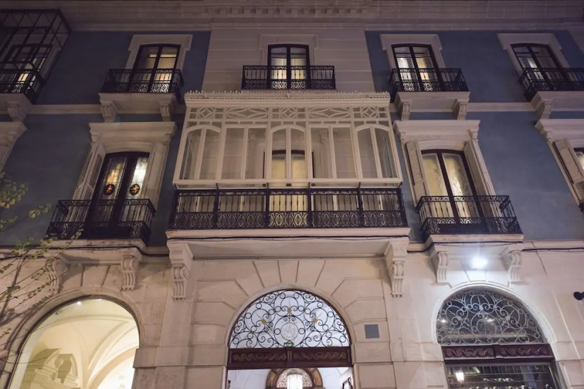 Palacio Salvetti Suites — забронировать отель в Аликанте