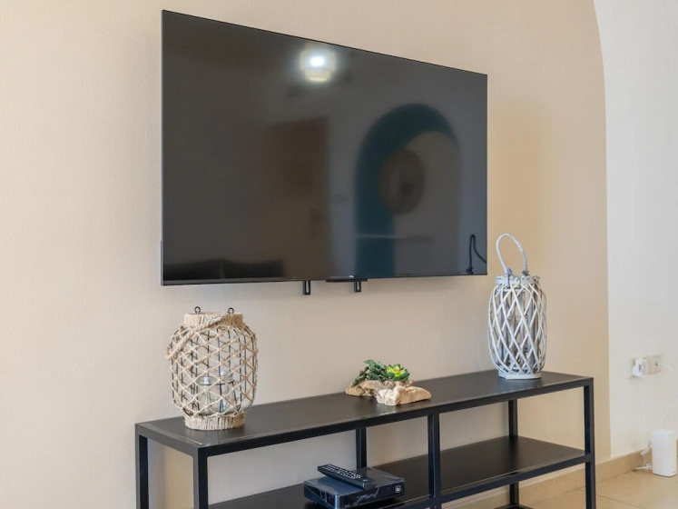 Stunning 1BR Apt City View JBR Beach by Belvilla — забронировать отель в Дубае