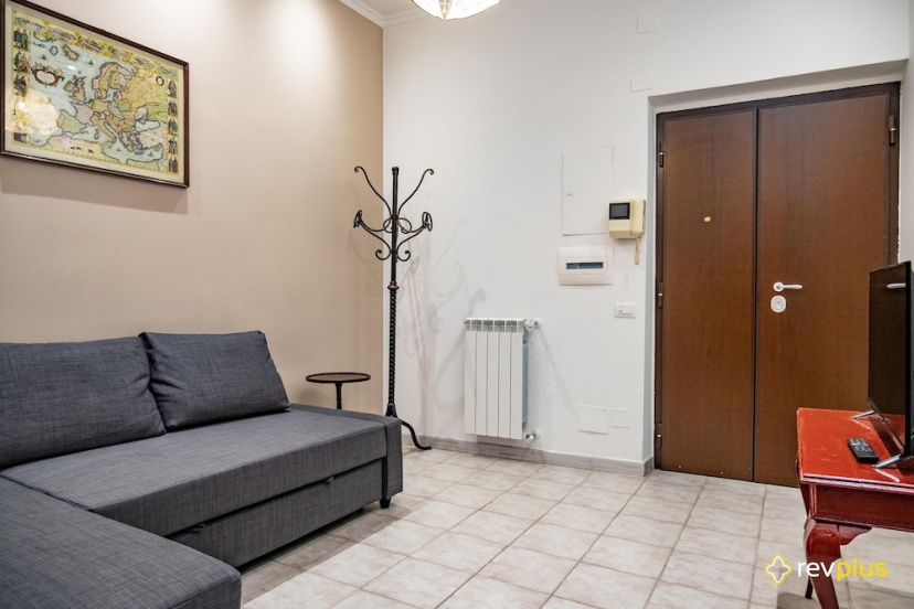 Mecenate Apartment Cavour — забронировать отель в Риме