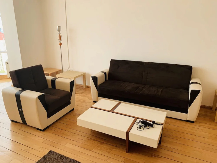 Sea View Apartment With Terrace — забронировать отель в Баку