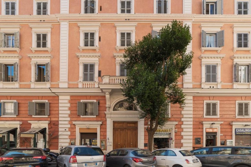 Multifunctional Apartment San Pietro — отель с удобным расположением в Риме
