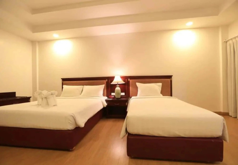Pattaya Hiso Hotel — отель с удобным расположением в Паттайе