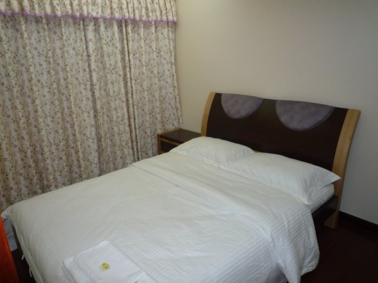 Цены на She & He Apartment Shenzhen Window of the World Branch в Шэньчжэне