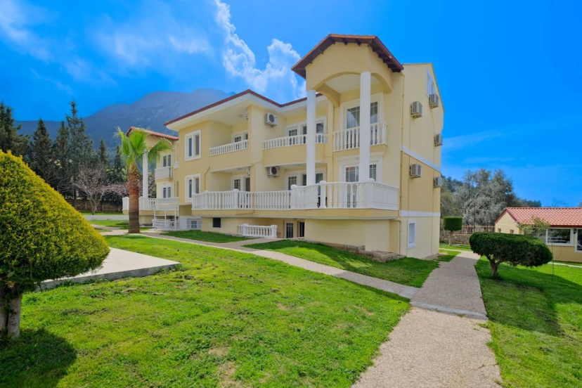 Gold Lion Apart Hotel — отзывы гостей и цены