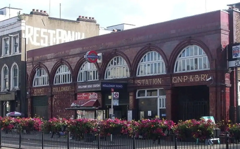 Цены на Arsenal123 Direct Eurostar and Heathrow Tube в Лондоне