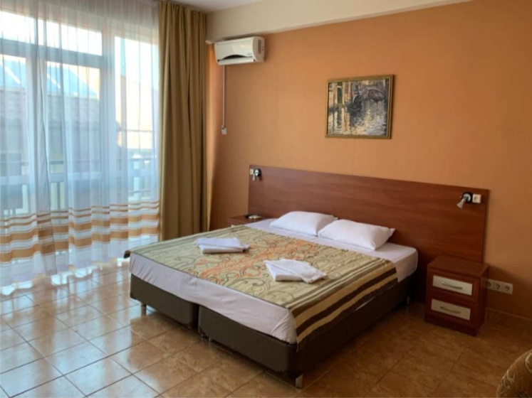 Villa Relaks (Alushta) — отель с удобствами в Алушта