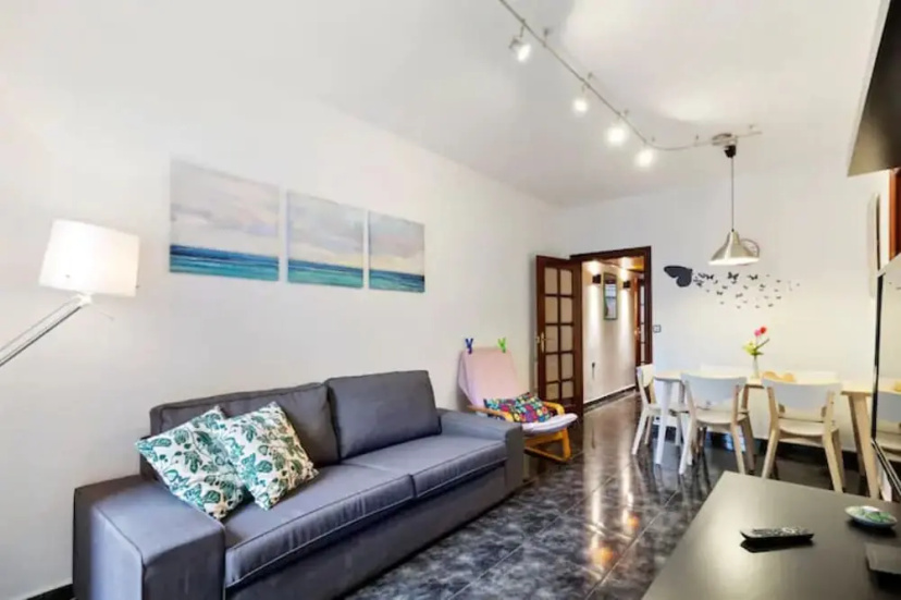 Stay U-nique Apartments La Bordeta — комфортный отель в Барселоне