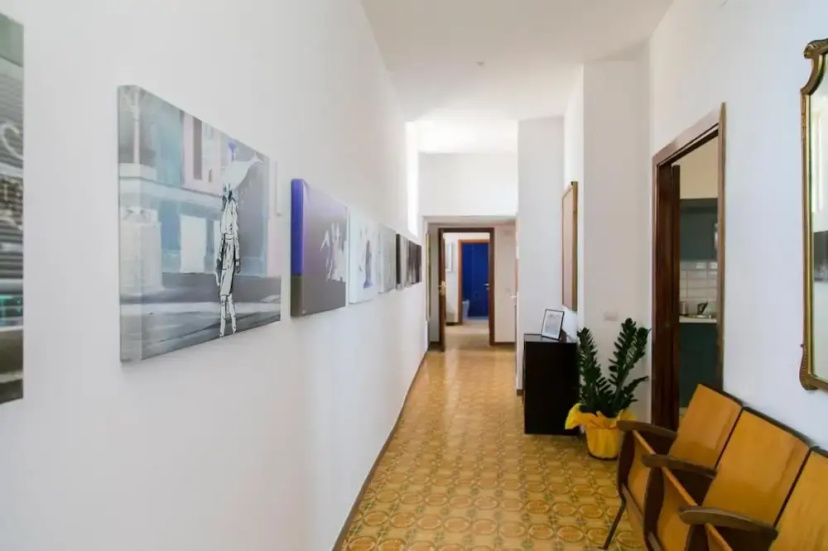 Цены на A Casa di Nina Guest House - Intero Appartamento в Неаполе