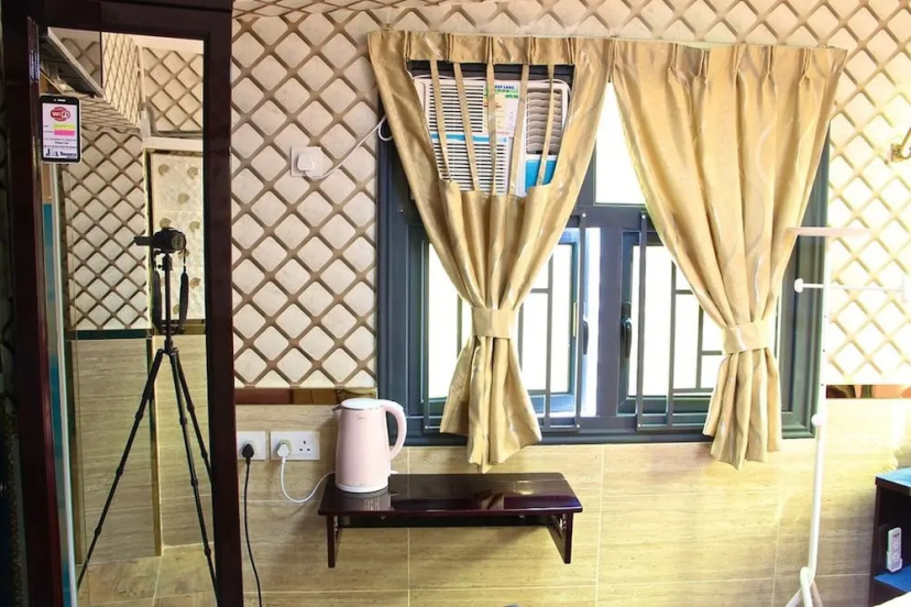 Room in Guest Room - Comfortable Standard Single Room — отель с удобным расположением в Гонконг