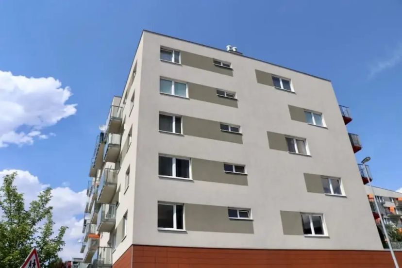 Apartment Hurka - 15 min do centra, garaz — отель в Праге, Чешская Республика