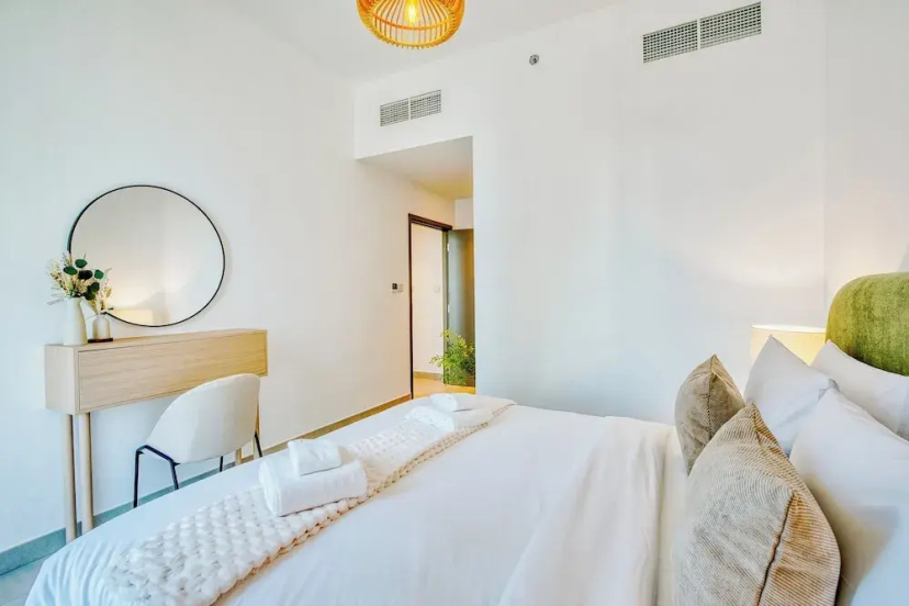 Цены на PVH - Serene Central 2BR - Creek Horizon в Дубае