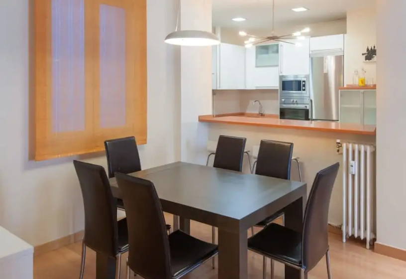 Chamberi Scene 2 Bedroom Home in Chamberi — комфортный отель в Мадриде