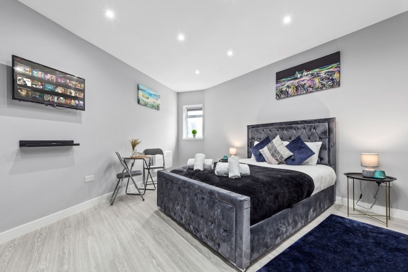 Serviced Ensuite Room Feltham Heathrow London Tw13 3 — отель в Лондоне, Соединенное Королевство