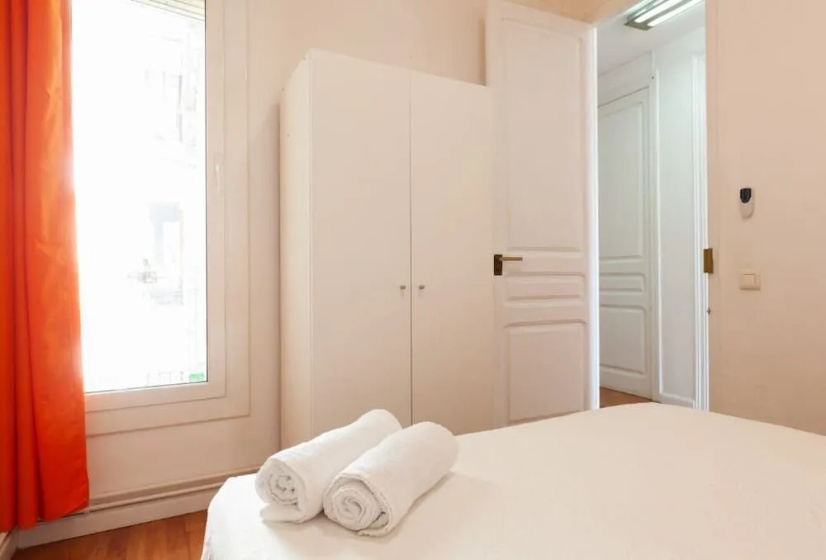 Centric Apartment Berlin — отель с удобствами в Барселоне