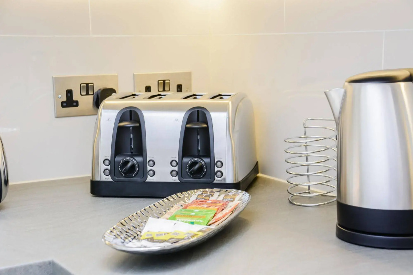 Цены на Richmond Ibis House Apartments by Viridian Apartments в Лондоне