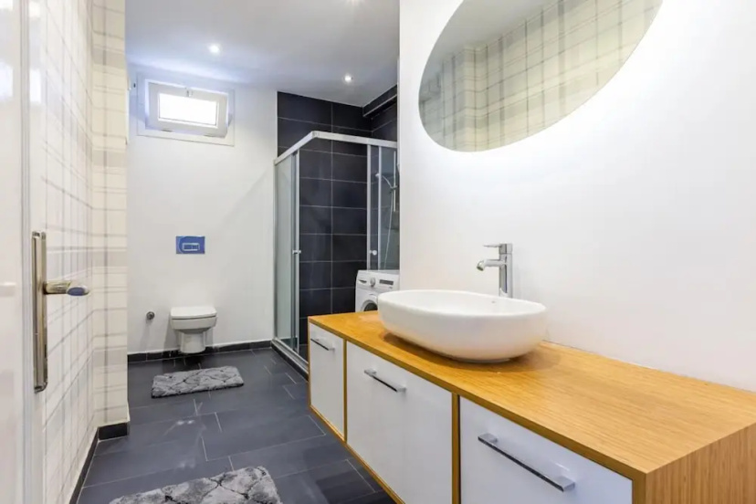 Цены на Spacious Apartment on Bagdat Street Kadikoy в Стамбуле