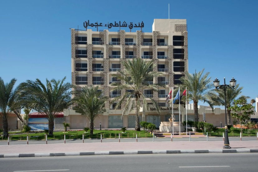 Ajman Beach Hotel — отель с удобствами в Аджман