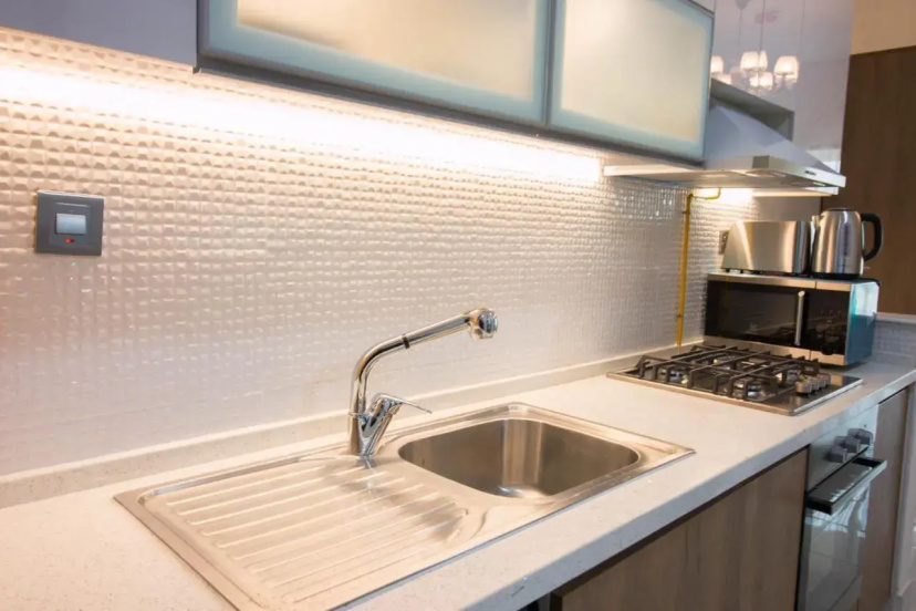 Fully Furnished Studio, Ready to Move-in! Resortz 19 — забронировать отель в Дубае