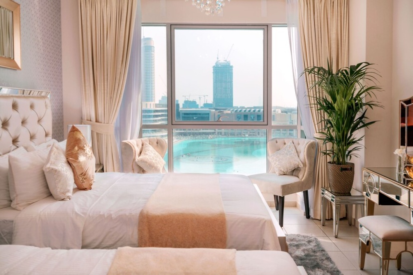 Elite Royal Apartment - Burj Khalifa & Fountain view - Caesar — отель с удобствами в Дубае