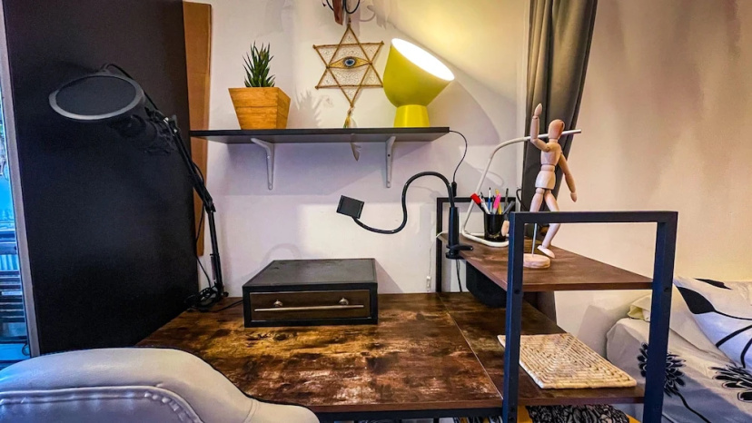Large 1-bed Studio in London Well Equipped — забронировать отель в Лондоне