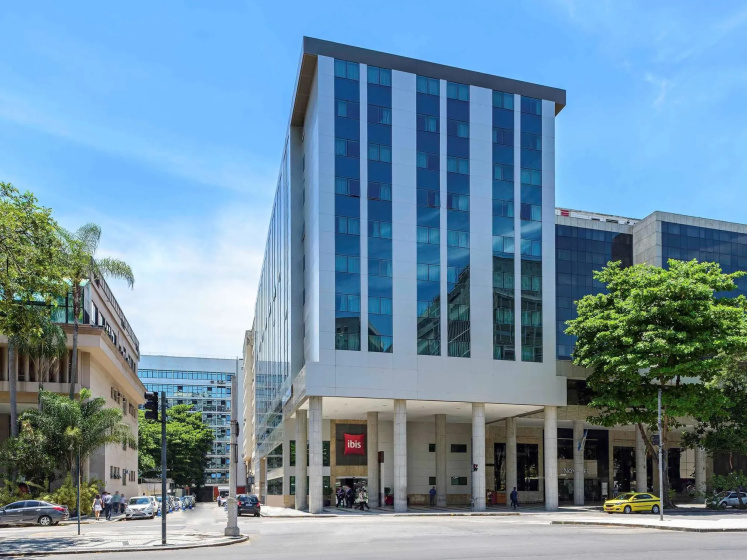 Ibis Rio de Janeiro Santos Dumont — забронировать отель в Рио