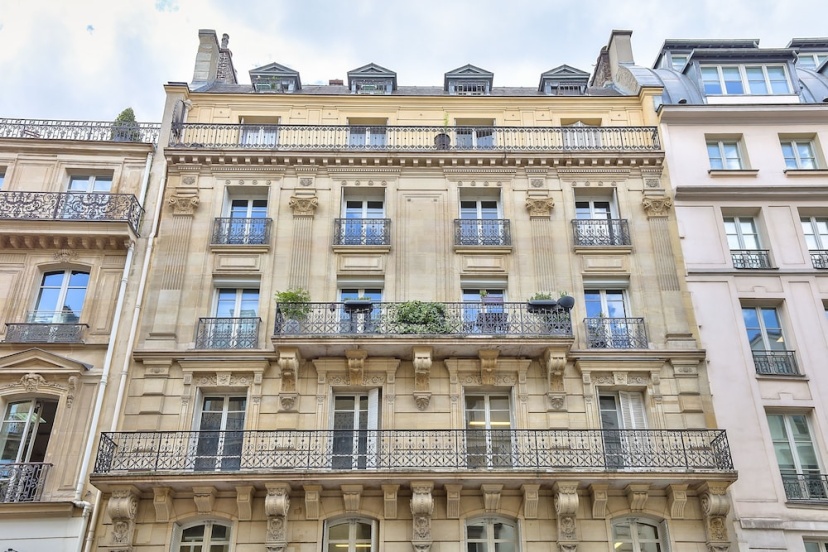 90 - Karl Lagerfeld Lafayette — забронировать отель в Париже