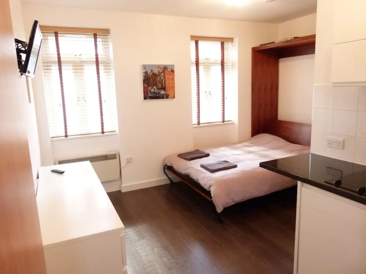 SS Property Hub - City of London Studio Apartment 7 — отель с удобным расположением в Лондоне