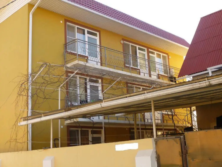 Aida Guest House — отель с удобствами в Сириусе
