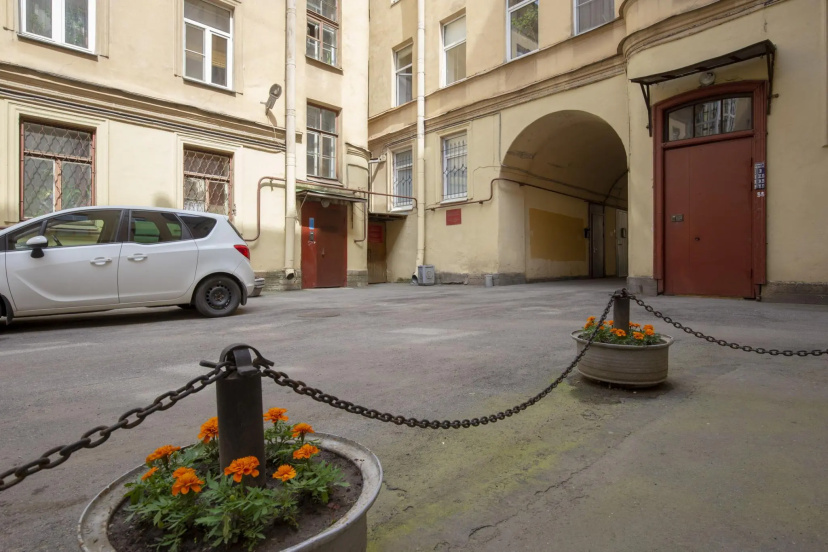 Цены на UPiter (ЮПитер) на улице Моховая 14 в Санкт-Петербурге