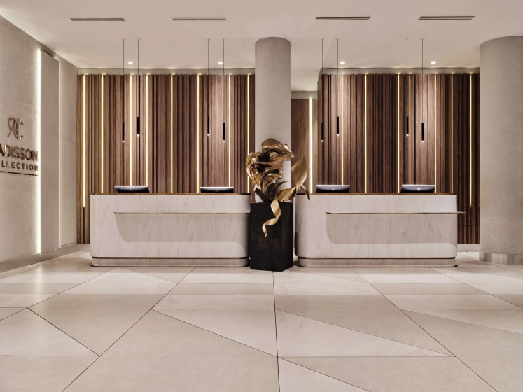 Radisson Collection Hotel Warsaw 5 — отель в Варшаве, Польша