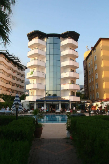 Elysee Beach Hotel — отель с удобствами в Аланье