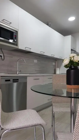 Apartamento céntrico a 10 minutos de Opera II — отель с удобным расположением в Мадриде