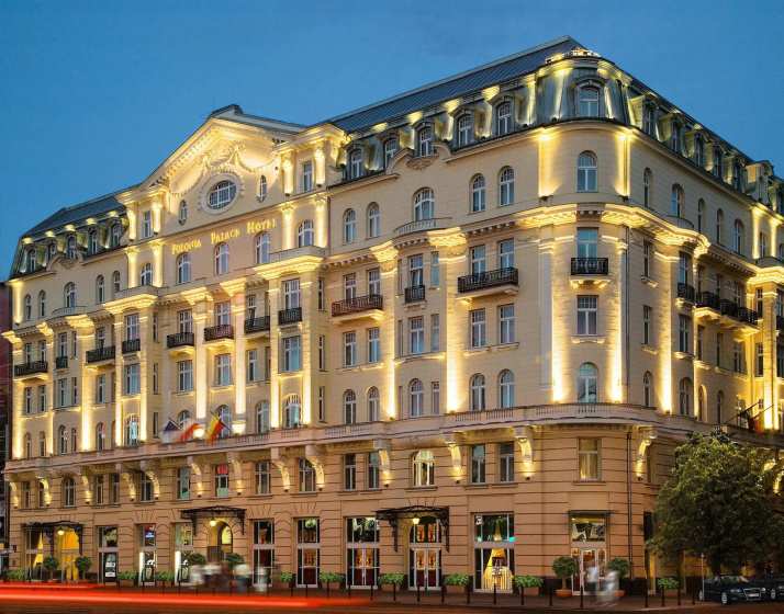 Polonia Palace Hotel — отель в Варшаве для семейного отдыха