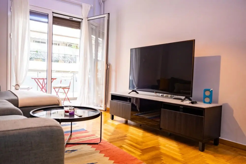 Enjoy Sunsets Fully Equiped 2-bed Apartment Athens — отель в Афины, Греция