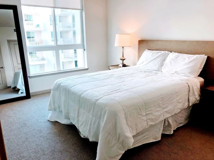 Corporate Apartments opp Staples — отель в Лос-Анджелесе, Соединенные Штаты Америки