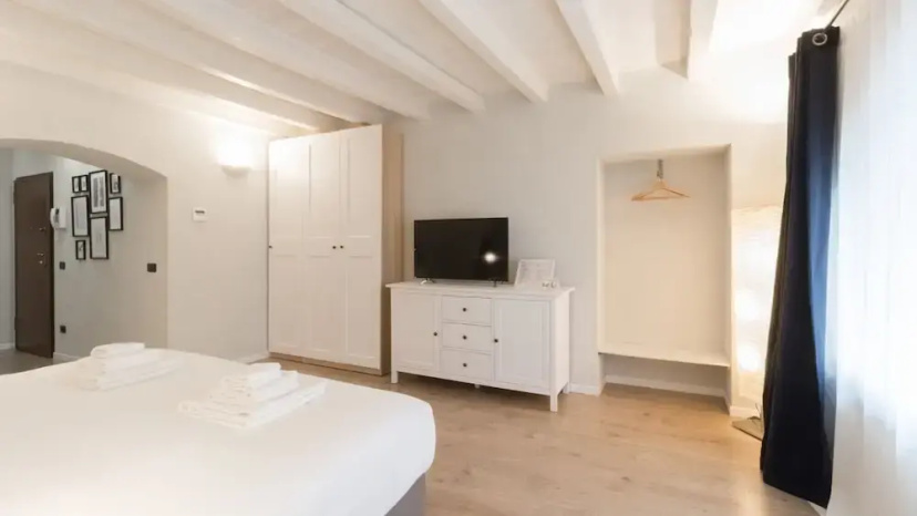 Rosales 1 B - Apartment Milan — забронировать отель в Милане