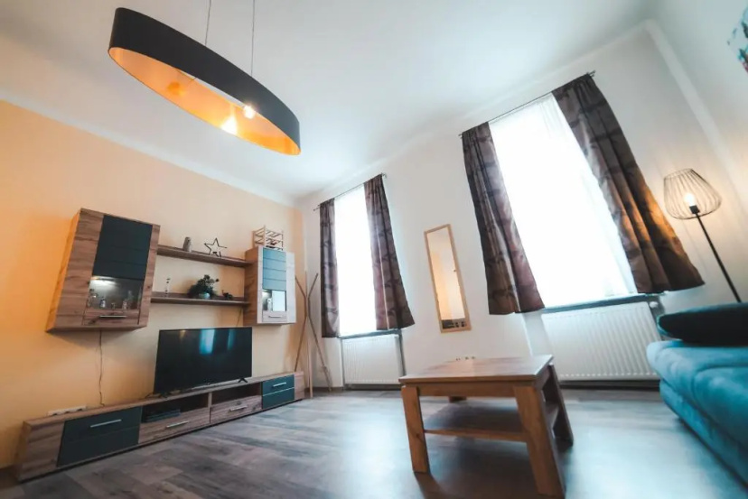 Renovated Apartment close to first district — забронировать отель в вене