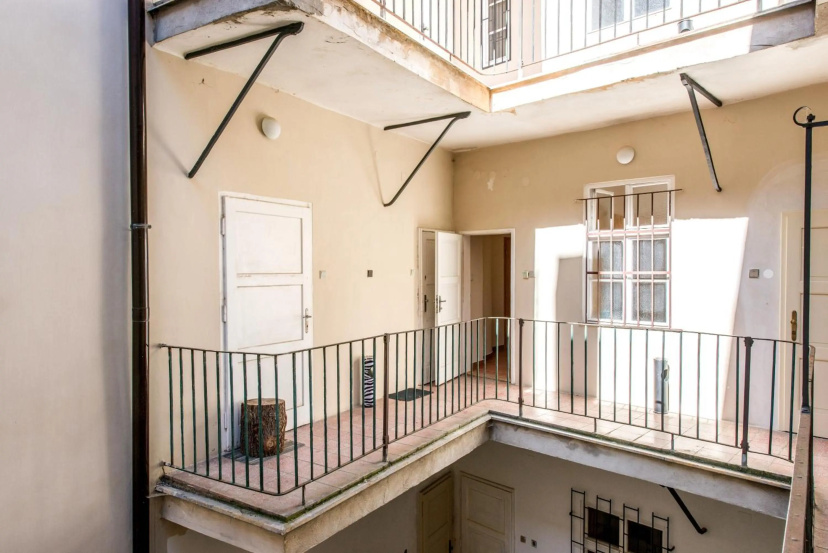 Prague Locals Monastery Apartments — забронировать отель в Праге