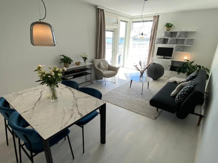 Luxury 1-bedroom apartment with sauna and sea view — отзывы гостей и цены