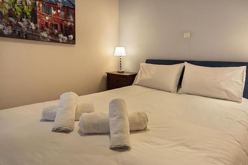 Dimitrakopoulou Beautiful and Quiet Apartment — отель в Афины, Греция